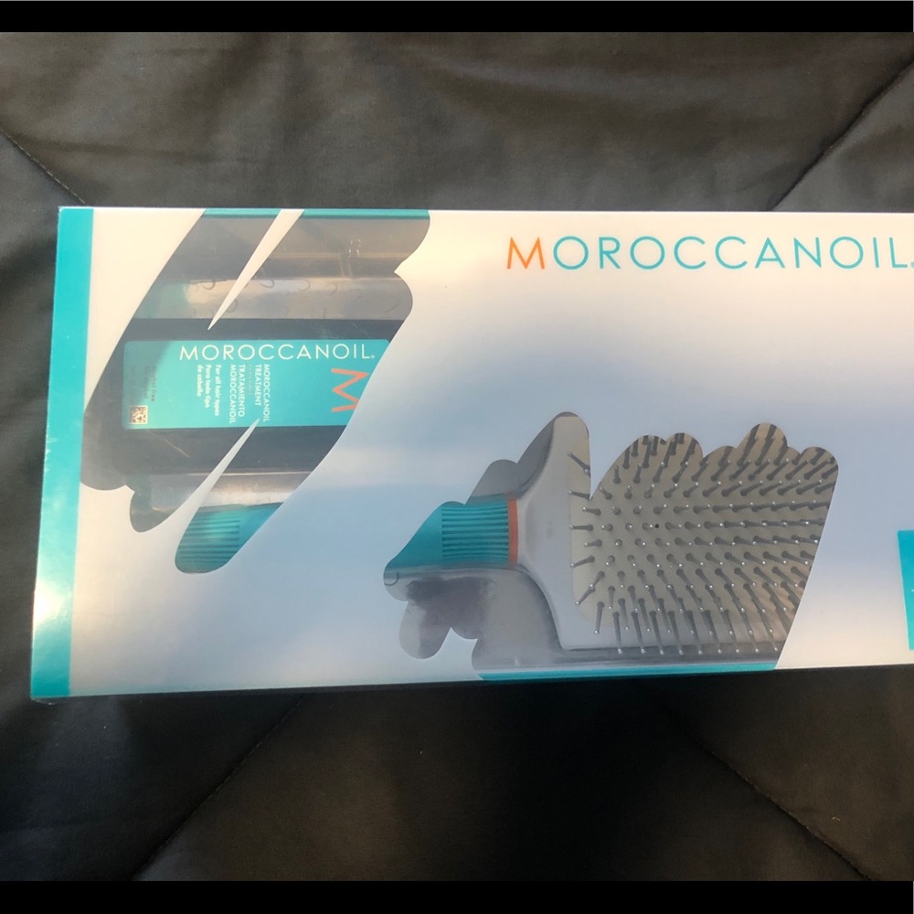 Moroccan oil brush set